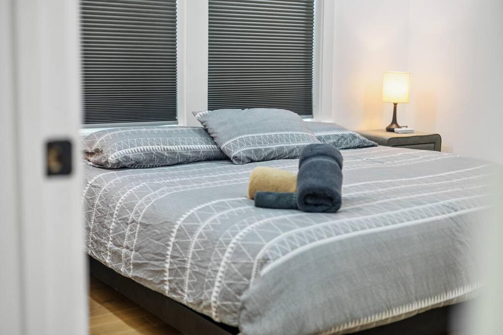 Designer Home: King Beds, Luxe Bath+Free Parking! Ατλάντα Εξωτερικό φωτογραφία